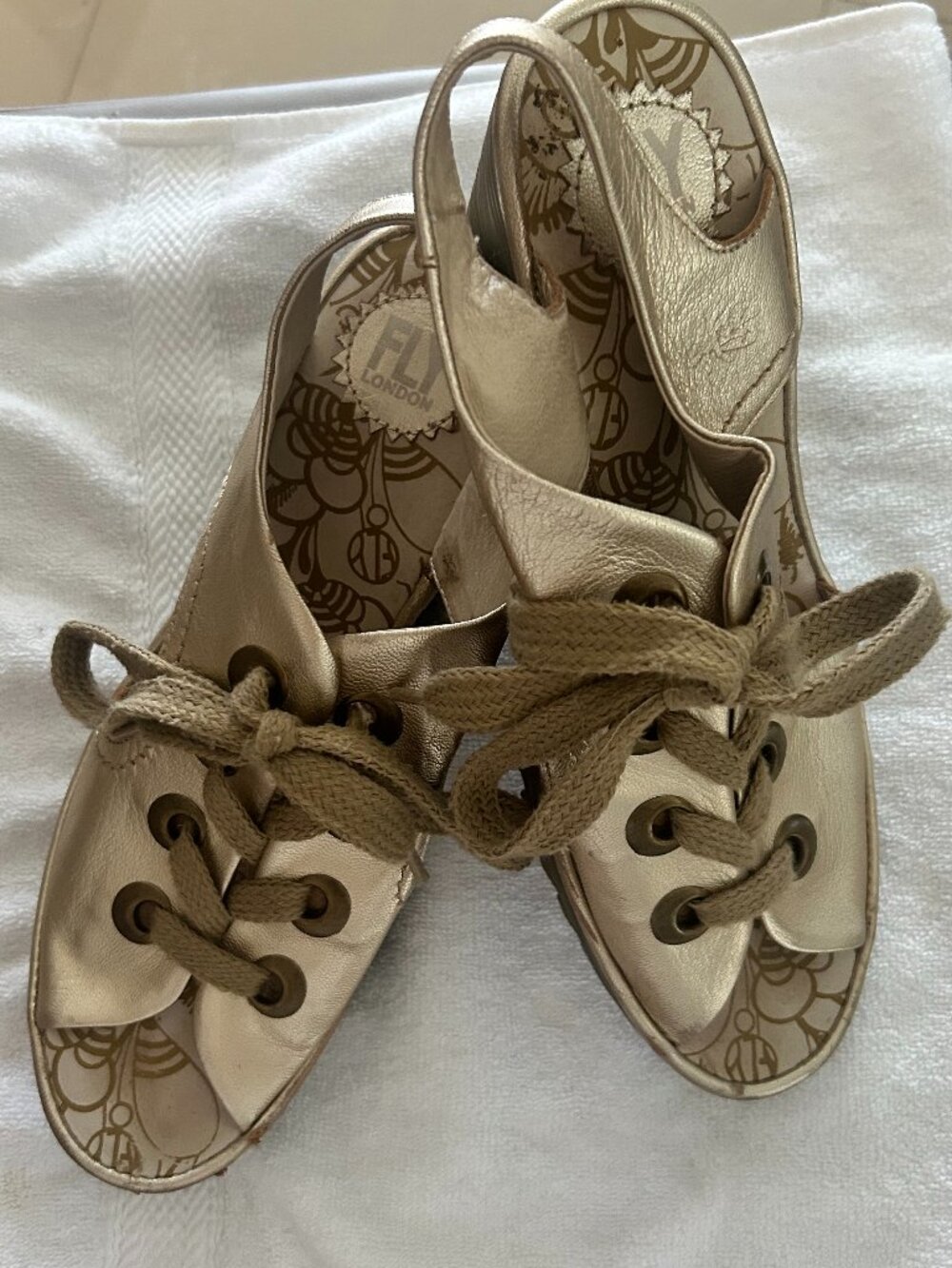 FLY LONDON SHOES